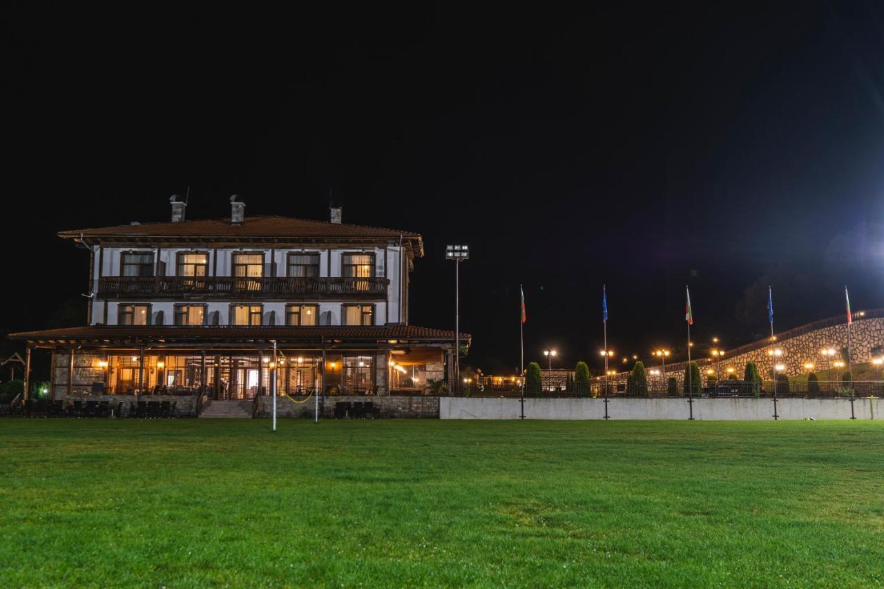 Mentor Resort Gaytaninovo Bagian luar foto